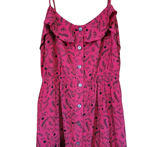 Universal Theard Pink Sundress Sz Small - Picture 2 of 6